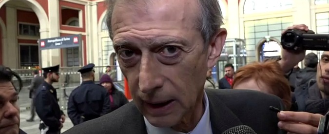 Copertina di Elezioni Torino 2016, Fassino: “Partito della nazione? Il senso delle elezioni è raccogliere più consenso possibile”