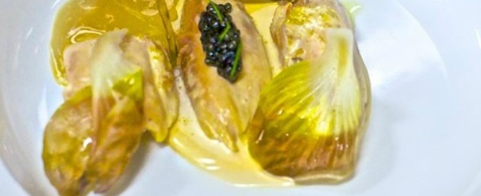 Le ricette dei grandi chef: Andrea Berton propone “Gallina e caviale Calvisius”