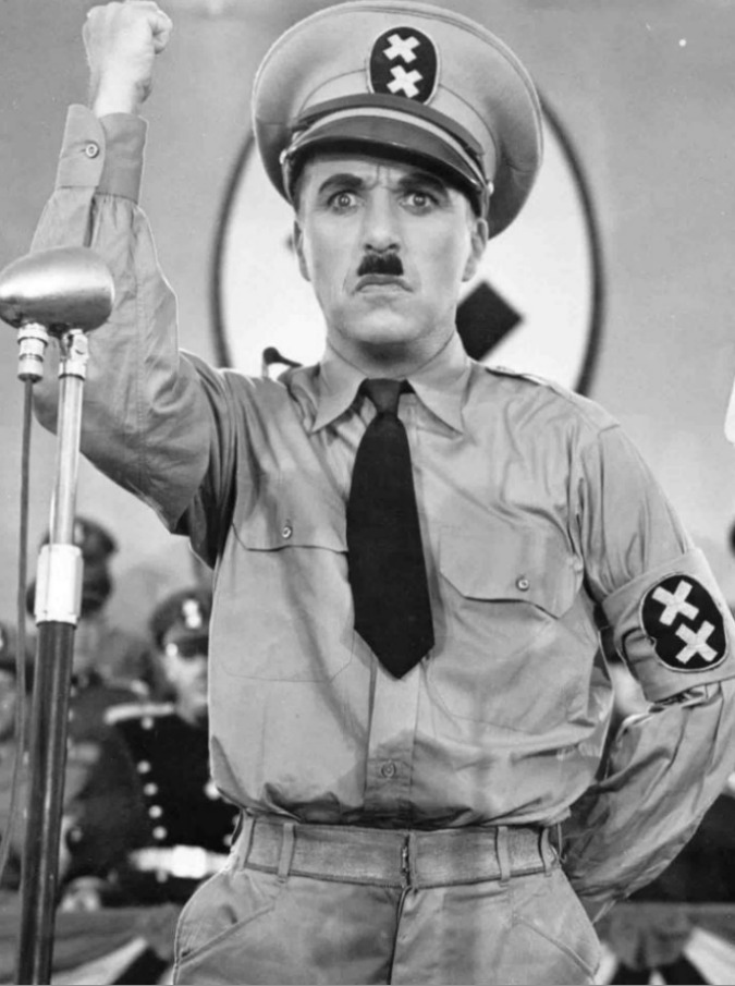 Il Grande Dittatore, torna in sala il capolavoro pacifista di Charlie Chaplin