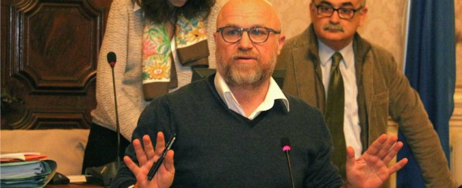 Alluvione Livorno, il sindaco Nogarin indagato per omicidio colposo plurimo