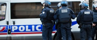 Copertina di Francia, tenta di investire con l’auto i militari a protezione di una moschea