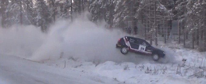Copertina di Rally, incidenti in serie al Jari-Pekka in Finlandia: tutti nella stessa curva ‘maledetta’