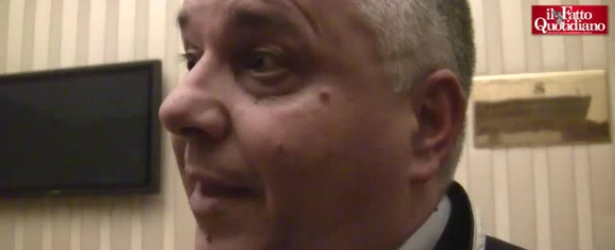 Copertina di Unioni civili, Forum associazioni familiari: ‘Senza madre problemi psichici e cognitivi’