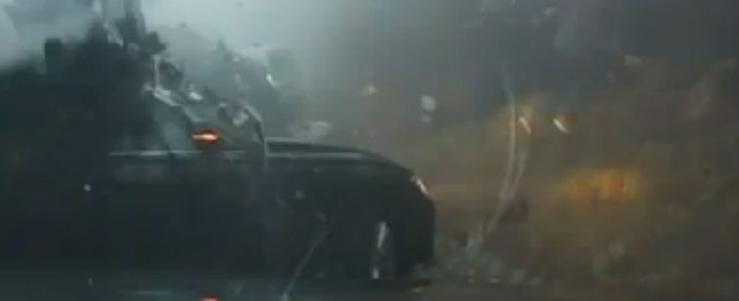 Copertina di Slovenia, maxi-scontro in autostrada: 5 vittime. Automobilisti scappano terrorizzati