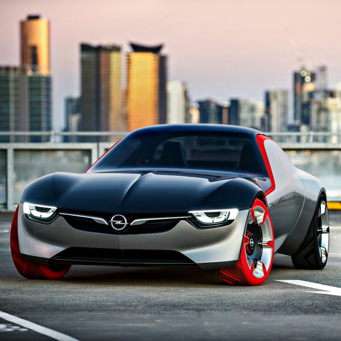 Copertina di Opel GT Concept, la sportiva del futuro va in scena a Ginevra