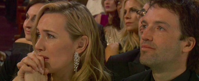 Premi Oscar 2016, lacrime di commozione di Kate Winslet per l’amico Leonardo DiCaprio