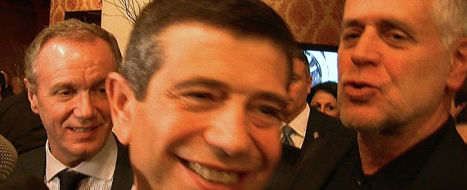 Copertina di Milano, Ncd in festa per Parisi: “Rigenererò il centrodestra, credeteci”. Alfano “Non ci credo”