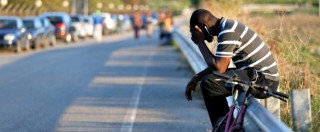 Copertina di Migranti, Morcone: “Rapporto Amnesty su abusi in Italia? Cretinaggini”. Ue: “Nessuna violazione”