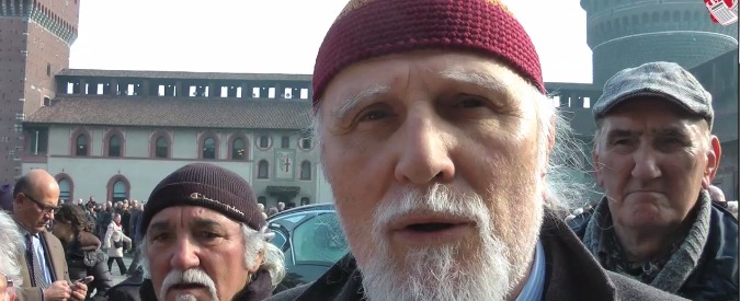 Copertina di Funerali Umberto Eco, Moni Ovadia: “Condividevamo la passione per le barzellette, notti intere a raccontarmi quelle sugli ebrei”