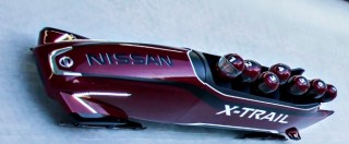 Copertina di Nissan Bobsleigh, la slitta a sette posti per celebrare la X-Trail – Foto