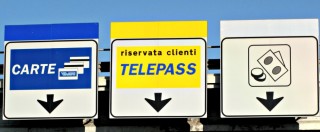 Copertina di Telepass europeo, arriva il dispositivo unico per pagare il pedaggio in più paesi