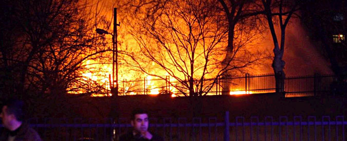 Copertina di Turchia, autobomba ad Ankara contro convoglio militare: 28 morti e 61 feriti