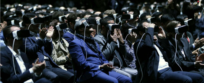 Copertina di Mobile World Congress 2016, a Barcellona la più grande fiera mondiale di telefonia. Samsung anticipa tutti con il nuovo S7