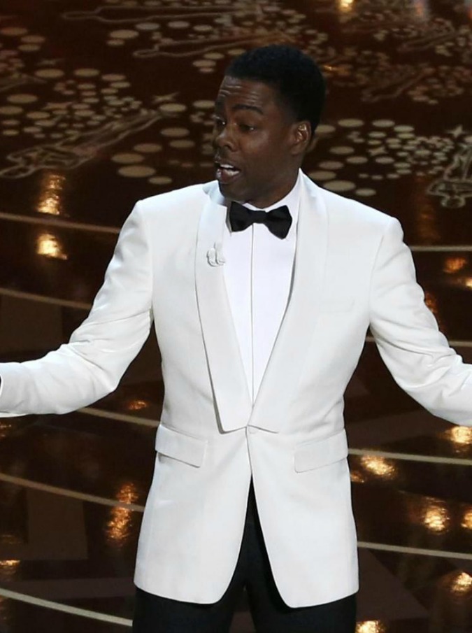 Chris Rock agli Oscar, notte delle stelle senza una stella nera. “Almeno 15 neri li ho trovati venendo qui”