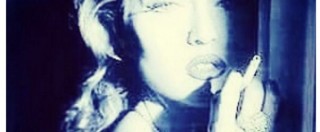 Copertina di Madonna, epic fail su Instagram: pubblica una foto di Paola Barale al posto della sua