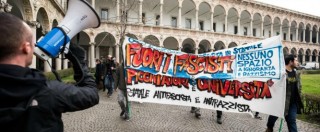 Copertina di Statale di Milano, collettivo di sinistra: “Aggrediti da fascisti”. Corteo in Duomo: “Fuori i picchiatori dalle università”