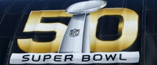 Copertina di Super Bowl 2016, i Broncos battono i favoriti Panthers. Show dei Coldplay e Bruno Mars. Sexy Beyonce – Video