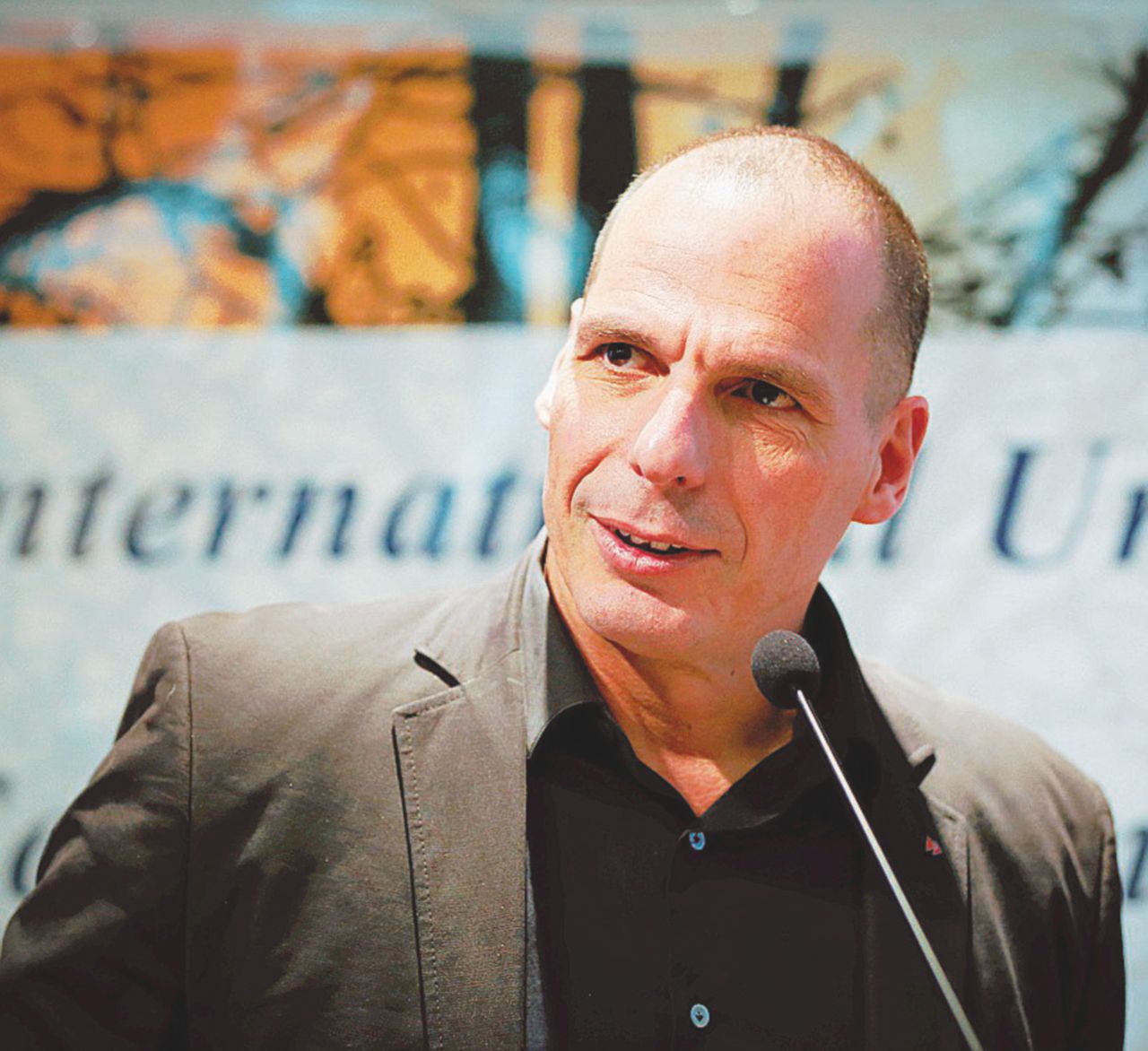 - Yanis Varoufakis ieri alla lectio magistralis a Torino - LaPresse Varoufakis: “L’Europa non si cambia, va rifatta”