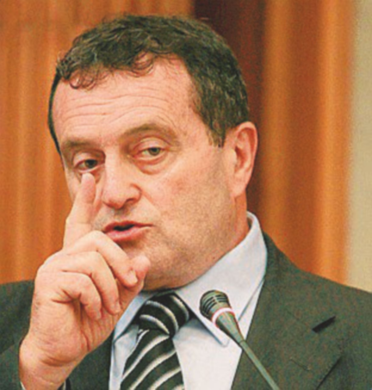 Cattive acque - Giovanni Moscherini “Scandalo della darsena, arrestate l’uomo dei porti di Forza Italia”