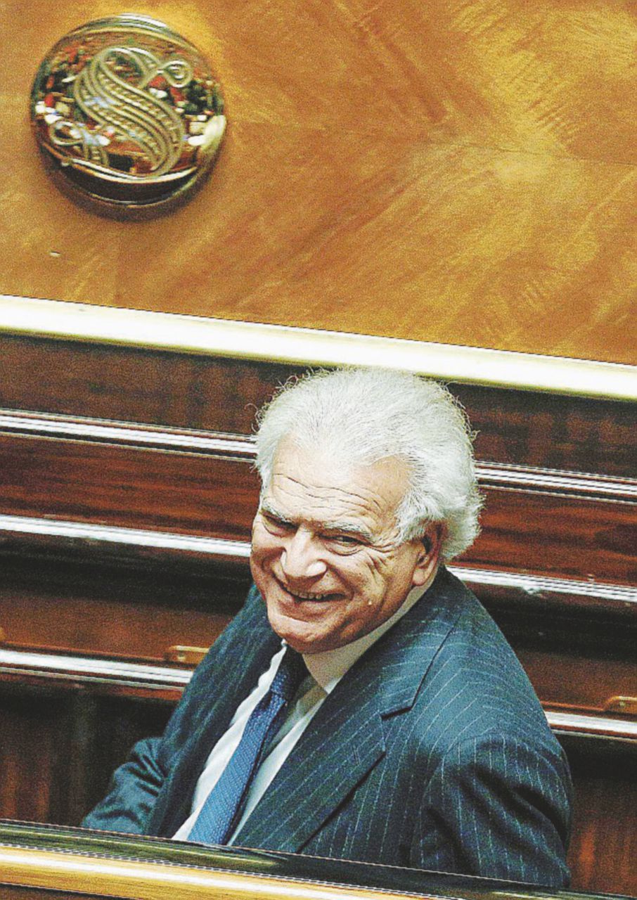 Condannato - Denis Verdini, concorso in corruzione Pd: “lunare” parlare di Verdini