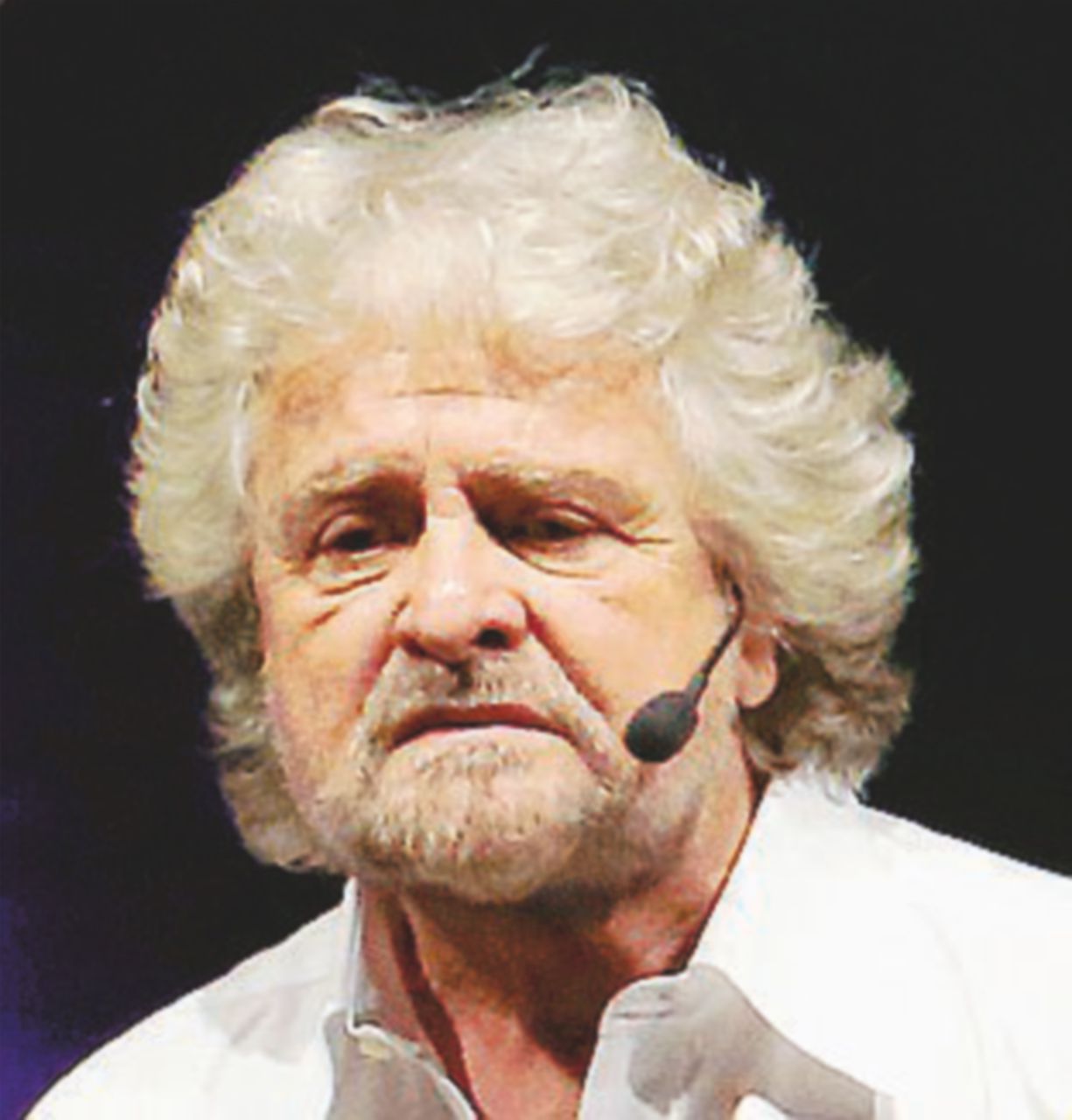 Beppe Grillo, leader del Movimento 5 stelle Salerno, Caserta, Rimini e Latina: città senza candidati Cinque Stelle