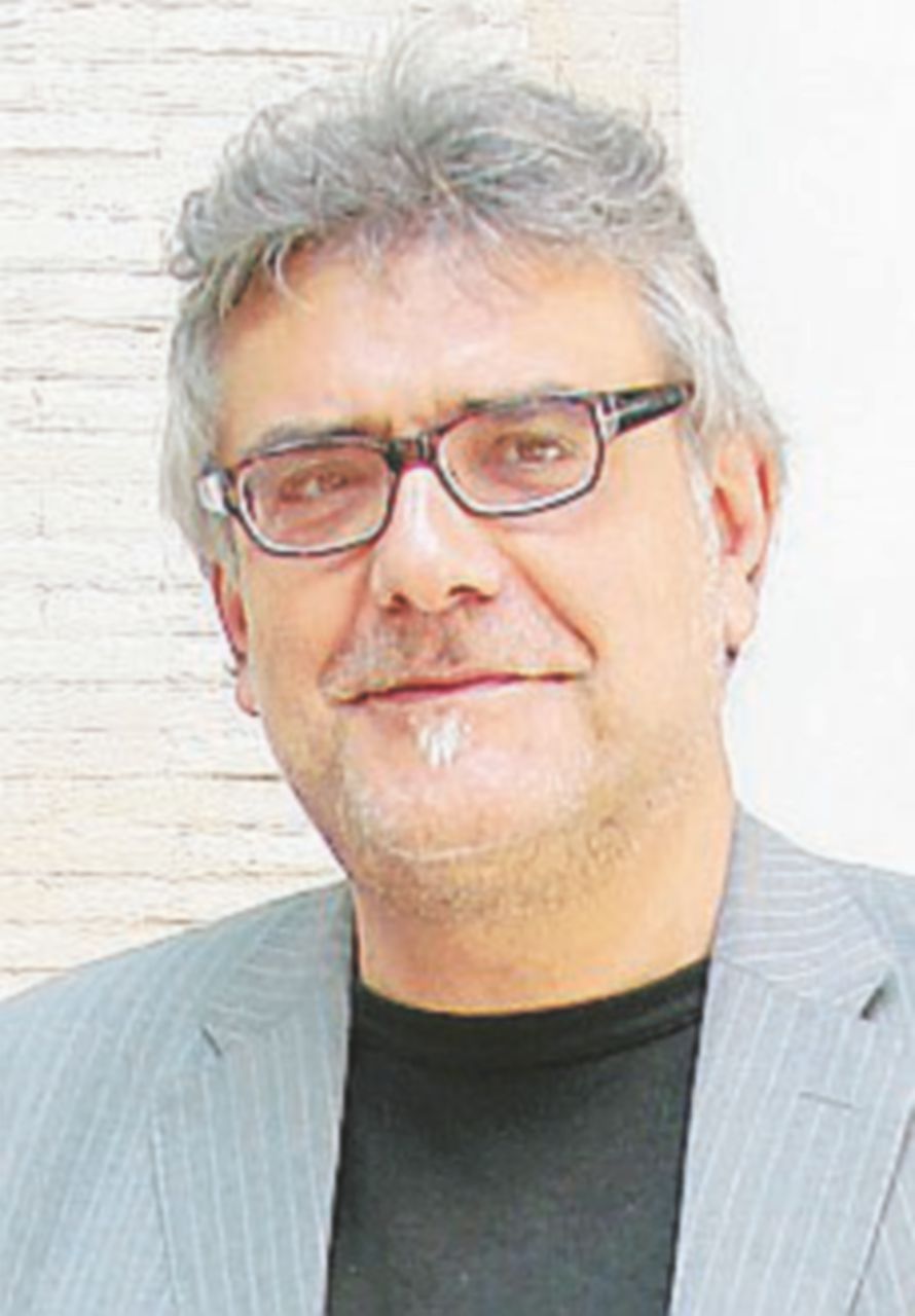 Quegli sms con Buzzi. De Cataldo al Csm: “Rapporti regolari” Quegli sms con Buzzi. De Cataldo al Csm: “Rapporti regolari”