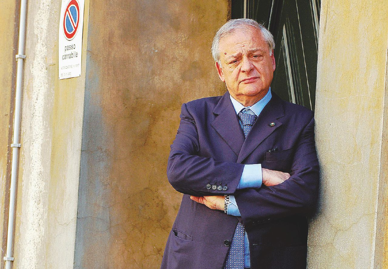 L’uomo della calcolatrice - Massimiliano Cencelli, autore del famoso “manuale” per dividere le cariche politiche - Contrasto “Macché manuale Cencelli, Renzi piazza solo i toscani”