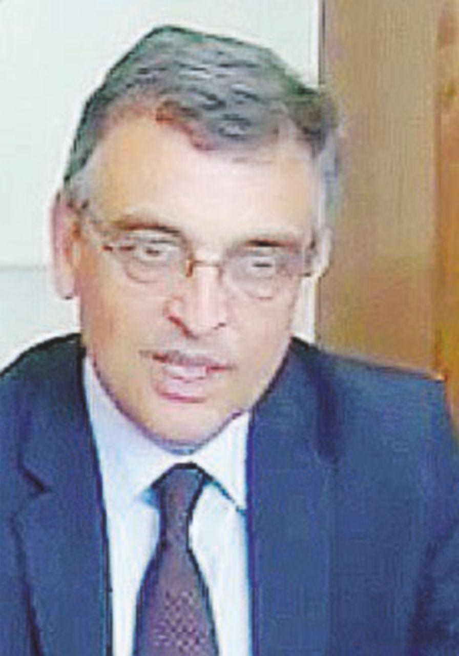 Indagini su papà Boschi, il Csm convoca il procuratore Rossi Indagini su papà Boschi, il Csm convoca il procuratore Rossi