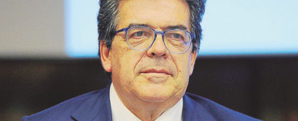 Catania si svena per l’ex moglie del sindaco Catania si svena per l’ex moglie del sindaco