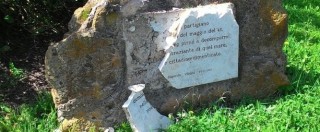 Copertina di Pier Paolo Pasolini, gruppo di estrema destra Militia danneggia monumento a Ostia