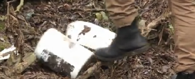 Copertina di Servizio Pubblico, Terre dei Fuochi al Nord: i veleni di Montichiari e Sergnano
