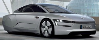 Copertina di Volkswagen mette in cantiere una nuova auto ibrida. Nel mirino c’è la Toyota Prius
