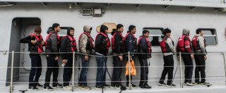 Copertina di Migranti, la Cei a Renzi: “Valutare i permessi di soggiorno umanitari: 40mila invisibili sfruttati in Italia”