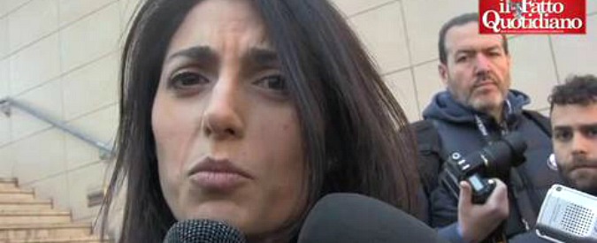 Copertina di Roma, Raggi (M5S): “Hgr? Era incarico, non lavoro. Attacchi arrivano da nullafacenti”