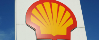 Copertina di Tangenti Nigeria, Royal Dutch Shell indagata. I pm di Milano: “Versò a Eni bonus da 115 milioni di dollari”