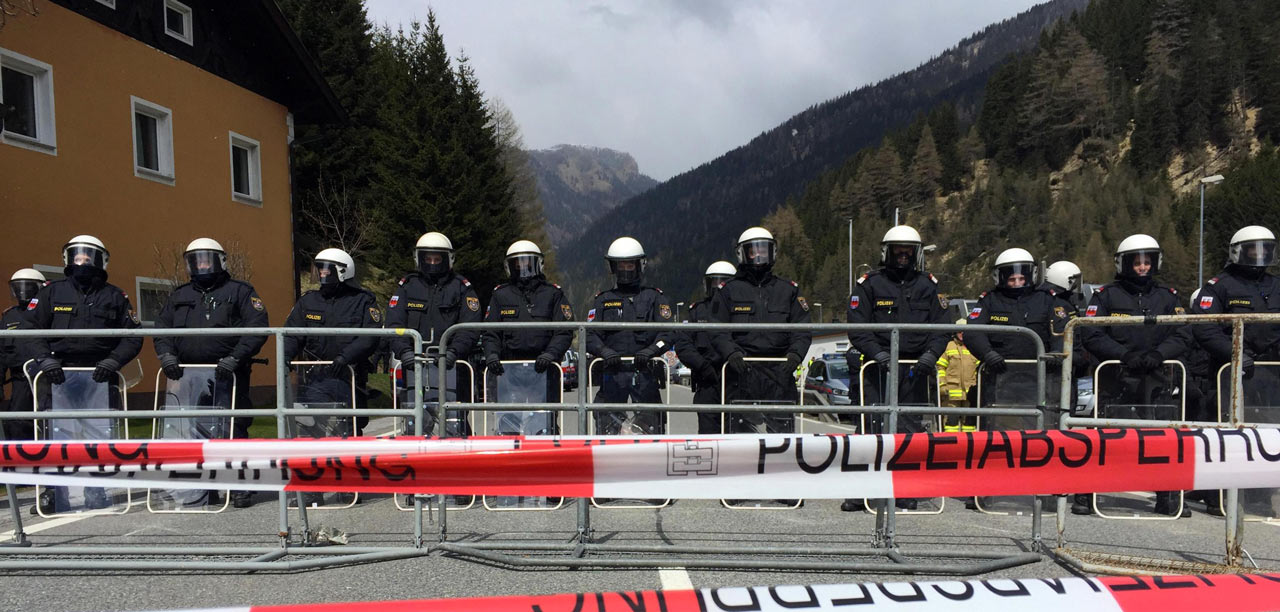 La destra xenofoba conquista l’Austria Il muro è più vicino