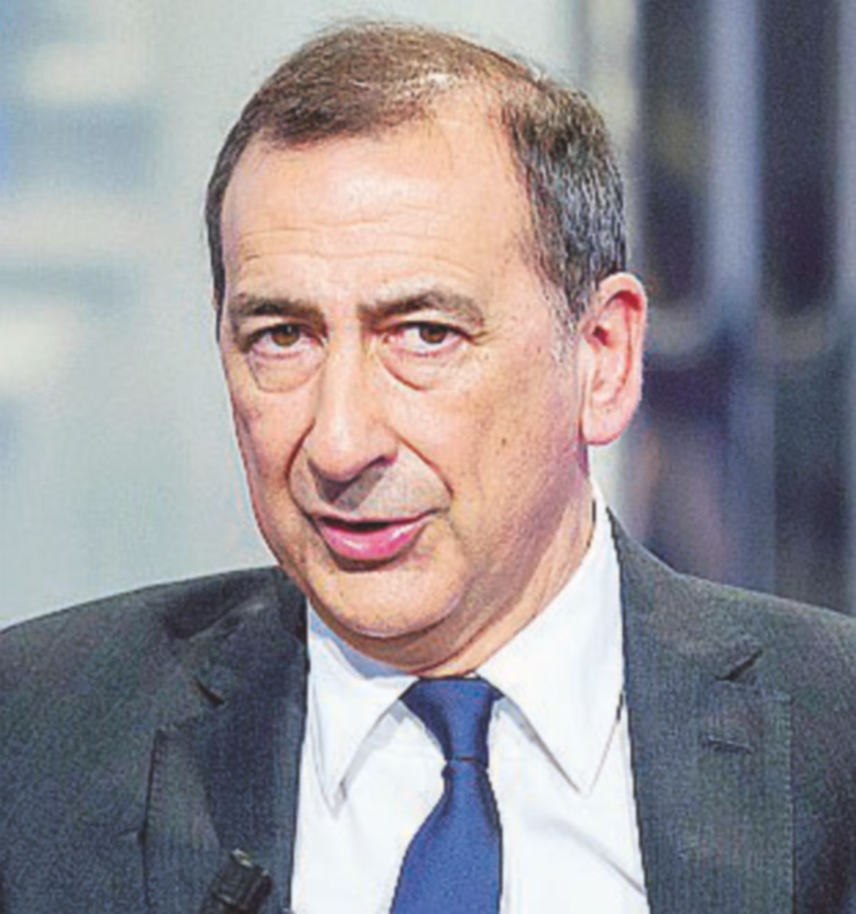 Le sviste di Sala: casa in Svizzera e conto non dichiarati all’Expo e al Comune