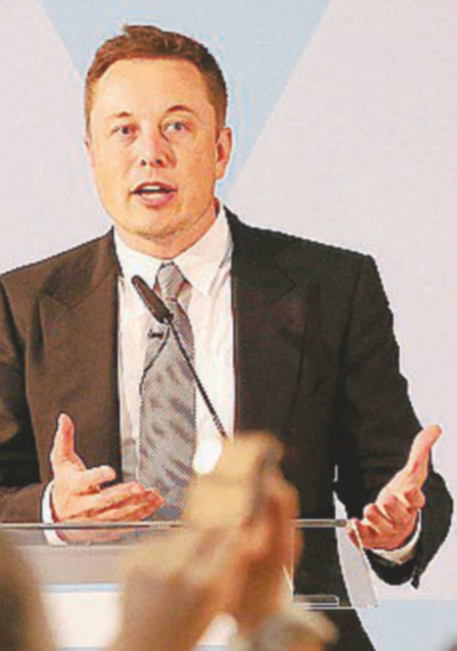 Copertina di Rinnovabili: Renzi twitta e Greenpeace risponde con Musk
