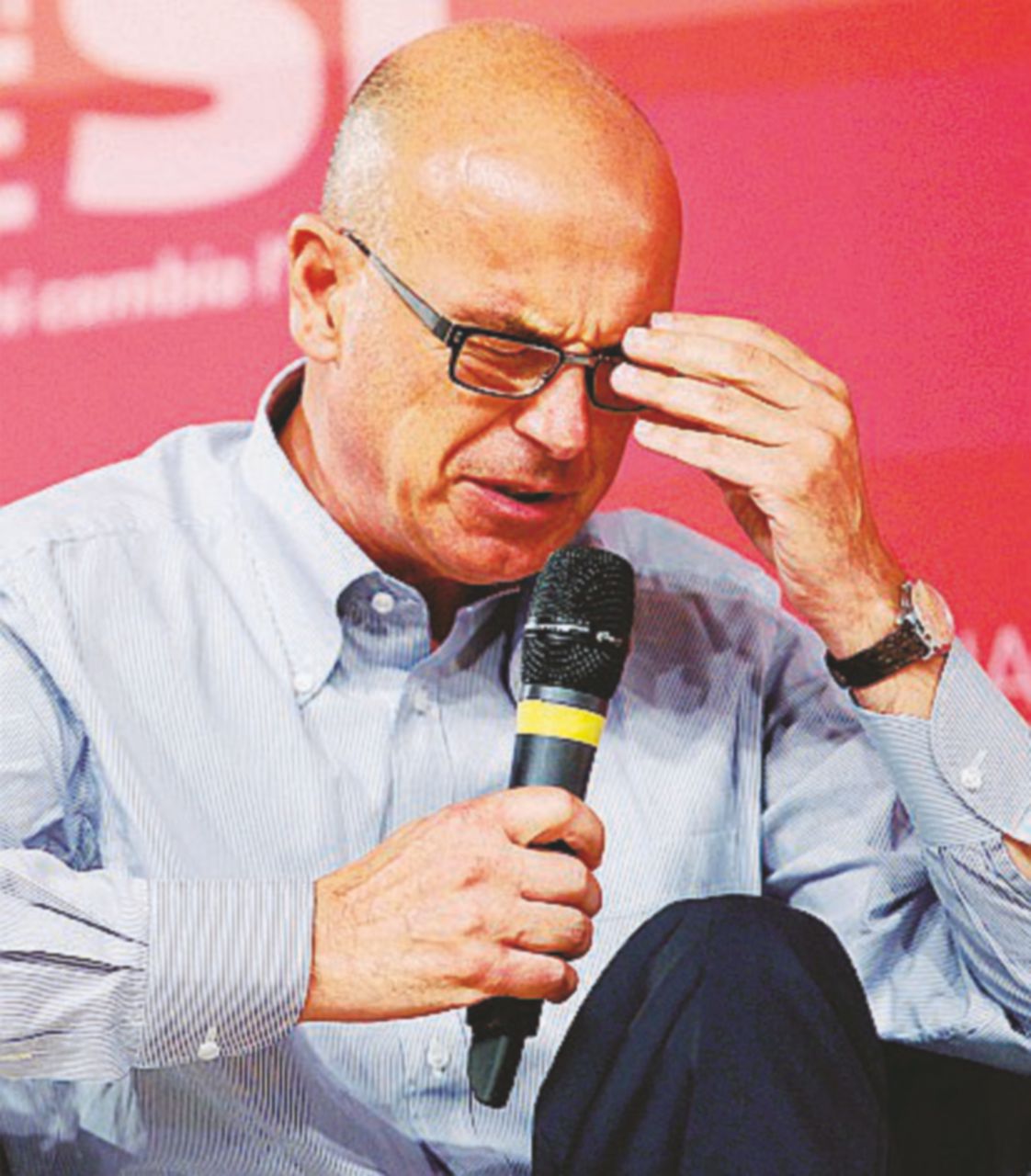 “Soru ha evaso 2 milioni di euro”. L’eurodeputato Pd rischia 4 anni