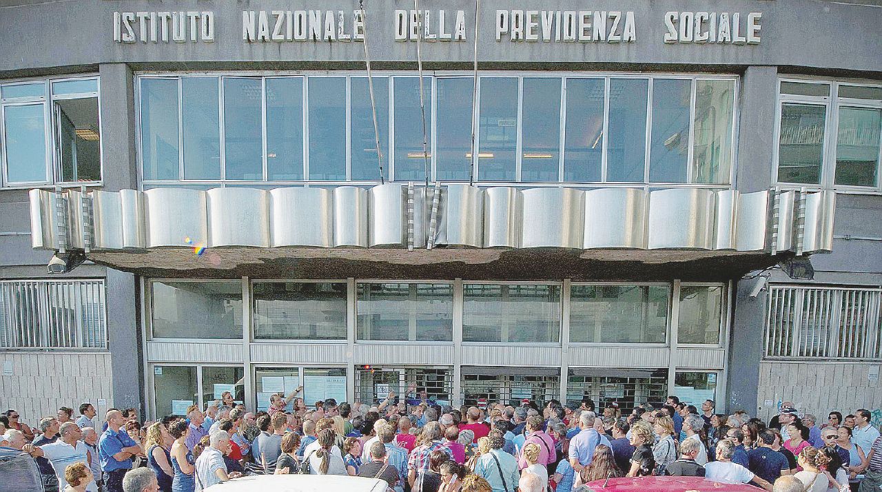 I servizi pubblici online della Madia? Roba da Flintstones