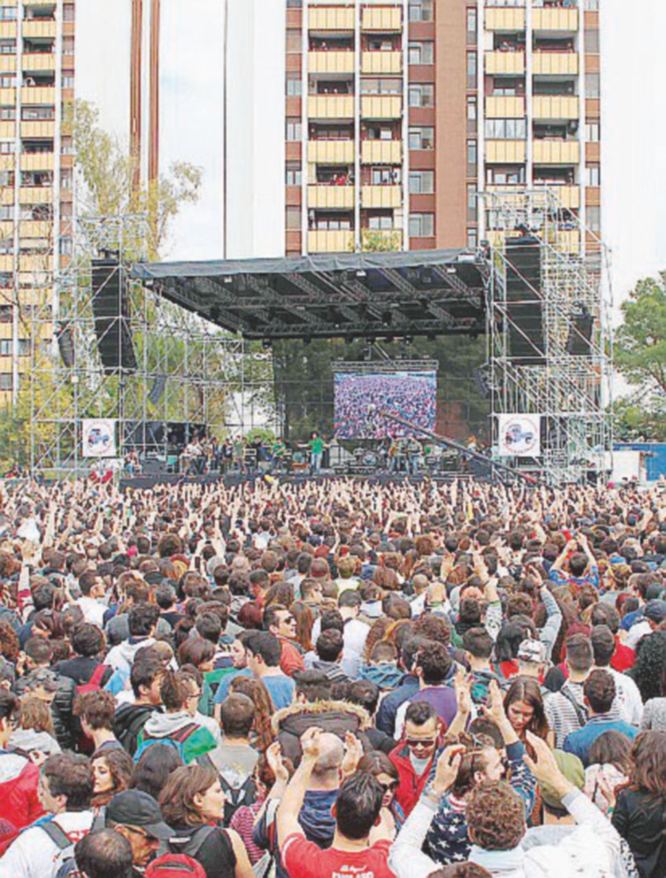Copertina di L’altro “Uno maggio” è a Taranto: per dire no a petrolio e inquinamento