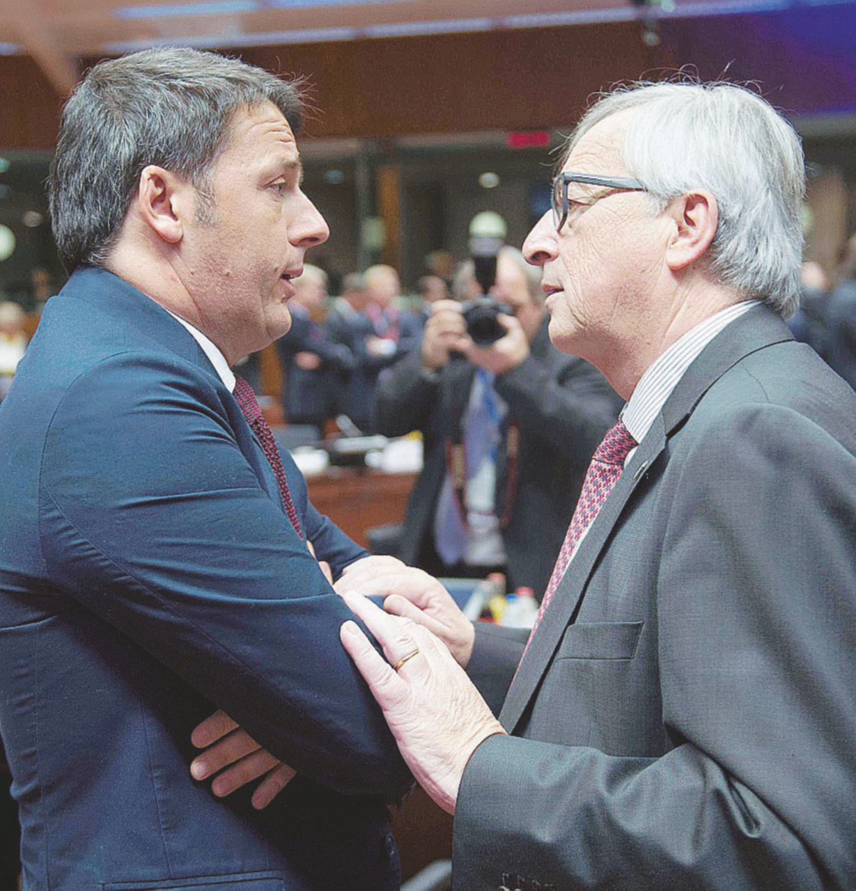 Def, scontro con l’Europa. Bloccata la prima versione