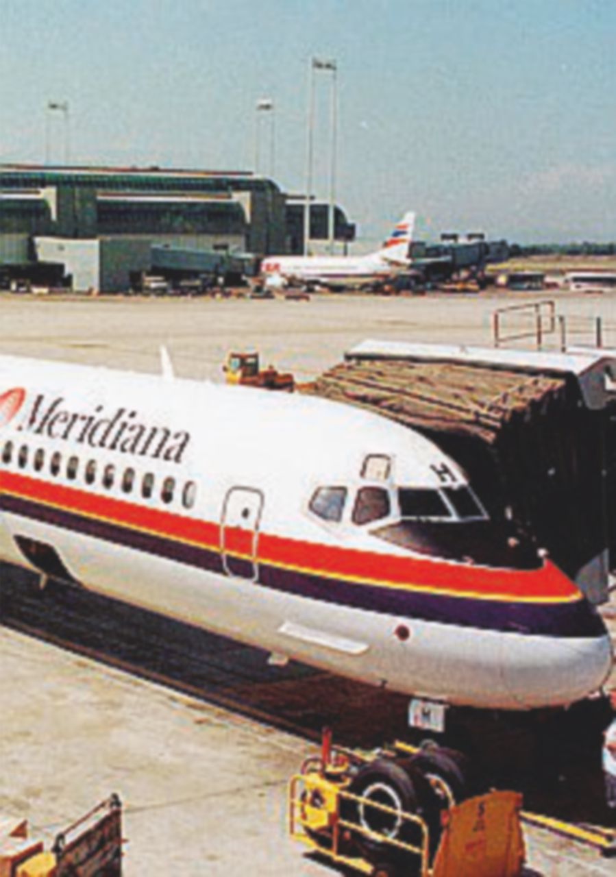 Meridiana  lascia a terra   880 dipendenti