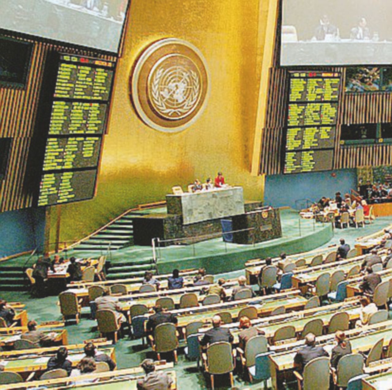 Copertina di Serve un’inchiesta internazionale