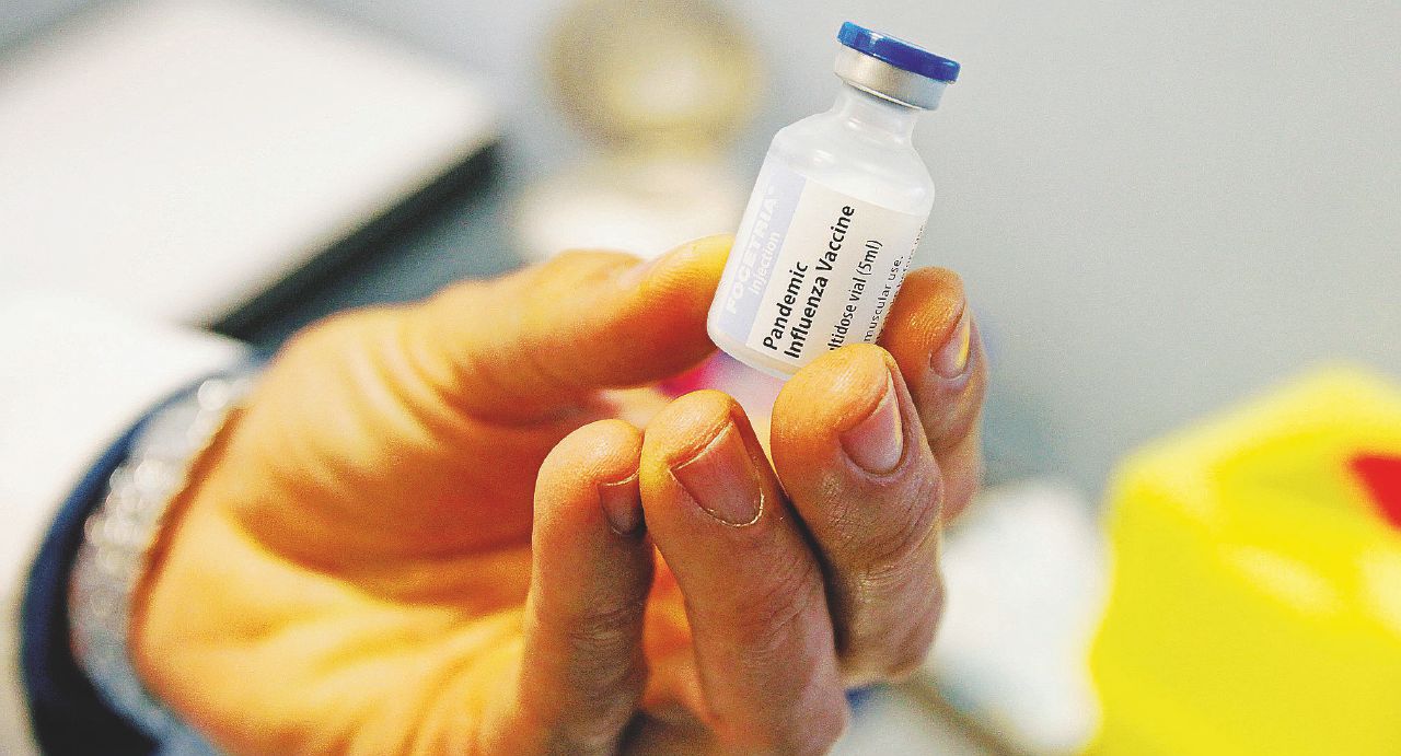 Copertina di Vaccini pericolosi, vent’anni di balle poco scientifiche