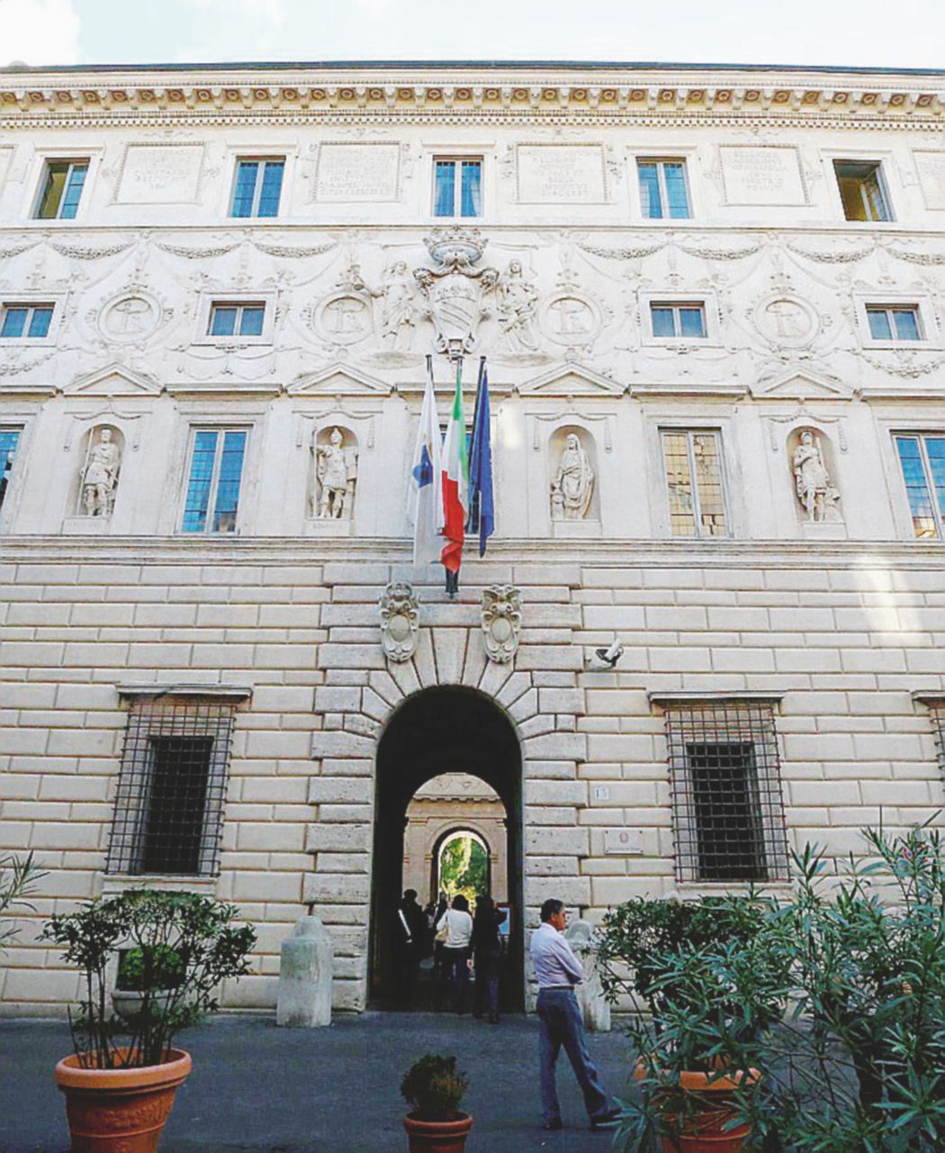 Canone in bolletta: la legge è scritta male