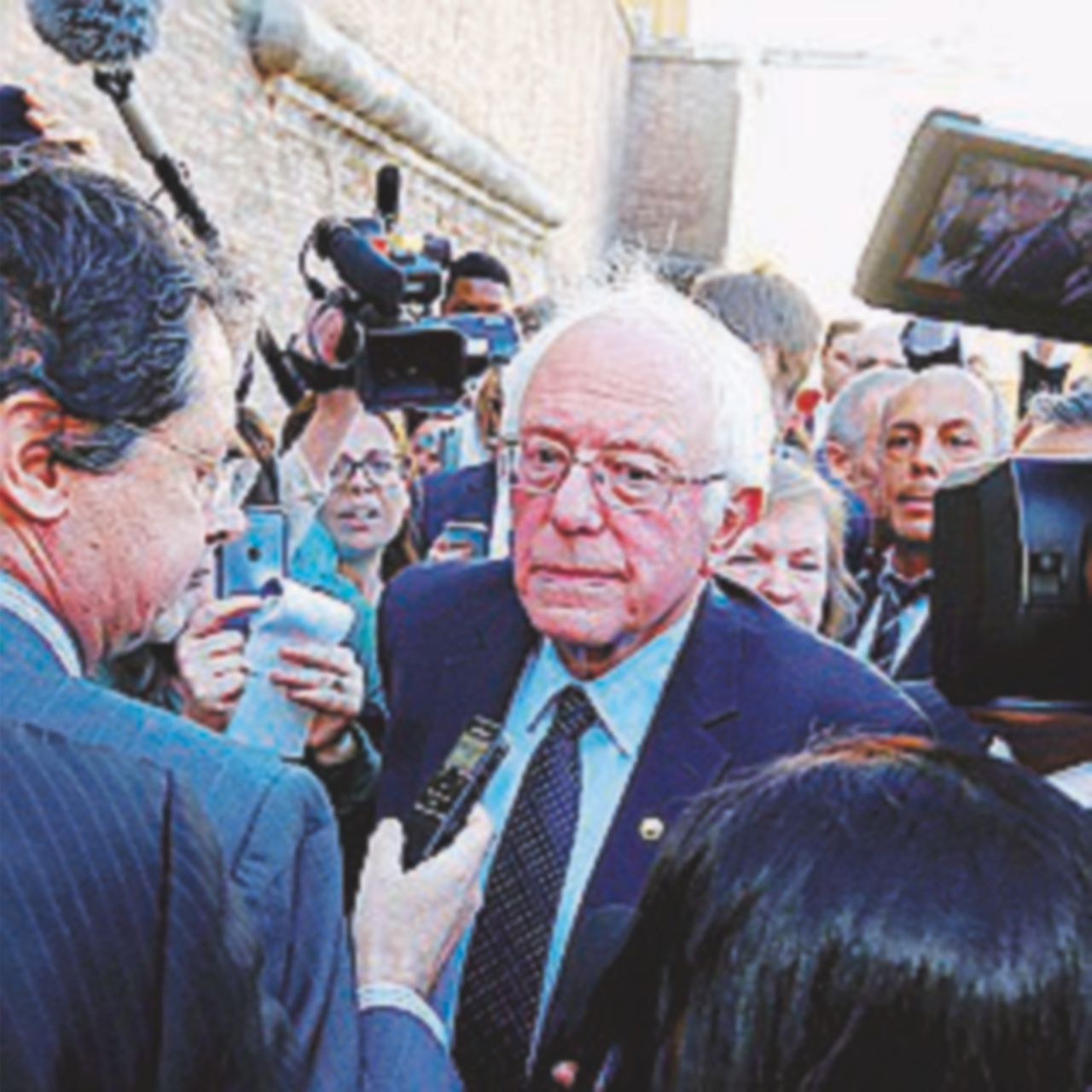 Sanders elogia Francesco e subisce l’“effetto Marino”