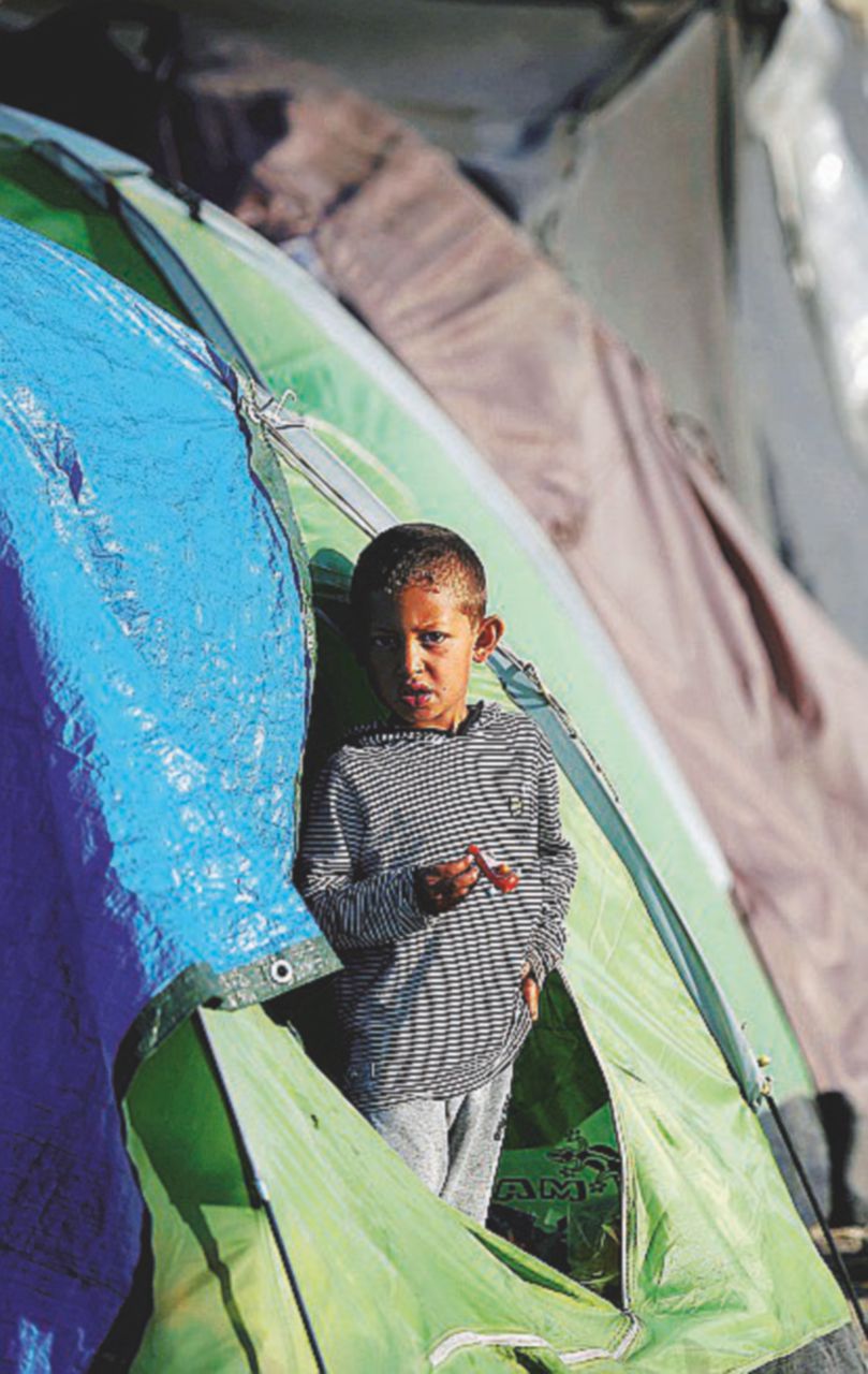 I disperati alla frontiera: “Dimenticati da tutti”