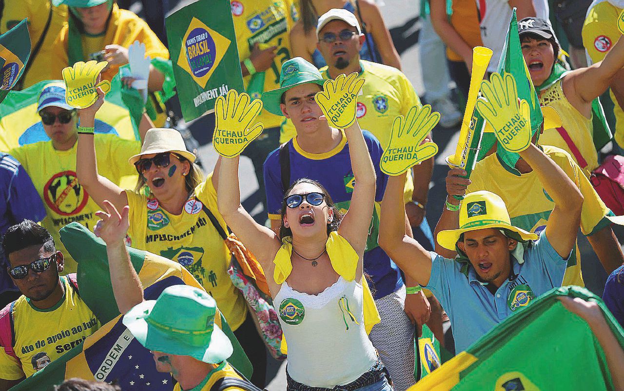 House of cards verde-oro a colpi di impeachment