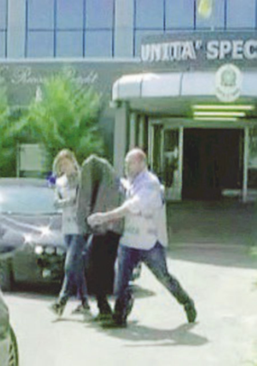 Mazzette in cambio del silenzio su abusi edilizi, 15 condanne